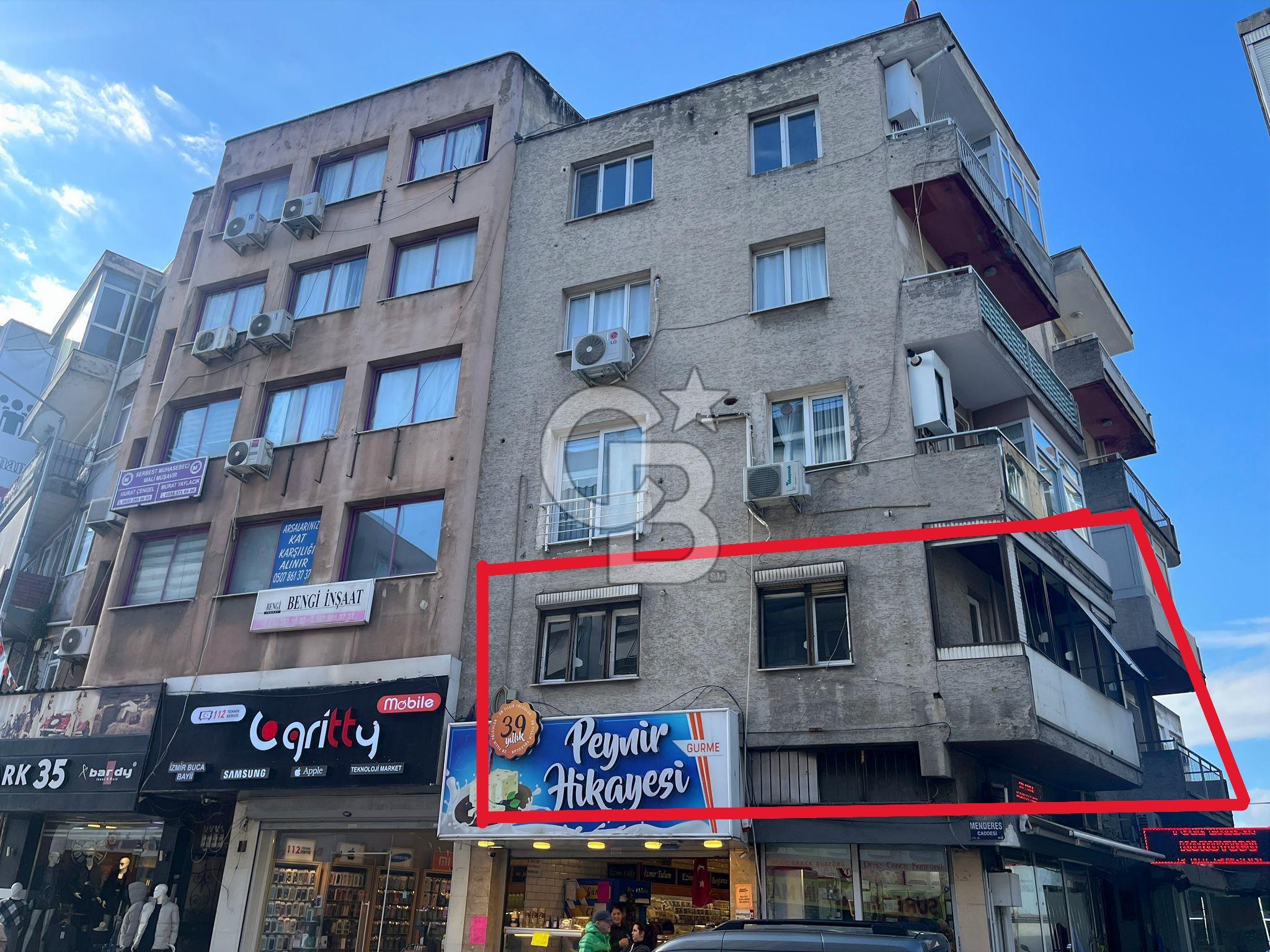 Şirinyer Merkez'de Kiralık 2+1 Menderes Cd. Girişi