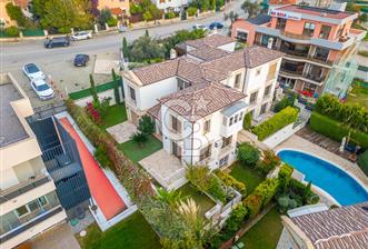 KAHRAMANDERE'DE SİTE İÇİNDE KİRALIK BAHÇELİ VİLLA - 9 - 331249