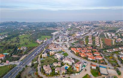 KAHRAMANDERE'DE SİTE İÇİNDE KİRALIK BAHÇELİ VİLLA