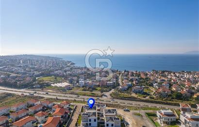 SEFERİHİSAR AKARCA DENİZ MANZARALI 4+2 SATILIK VİLLA