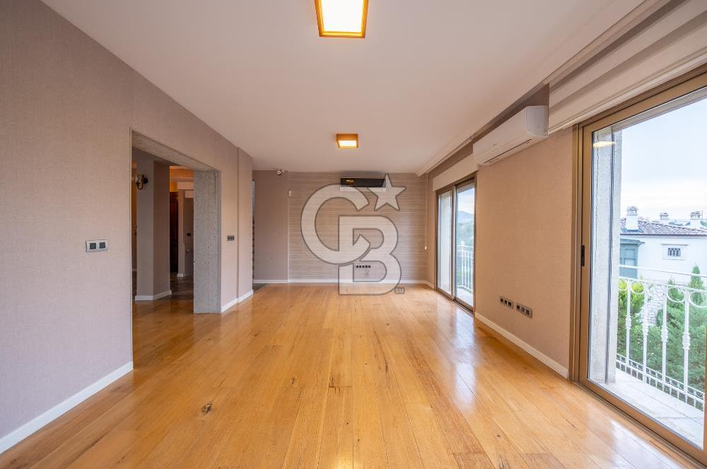 KAHRAMANDERE'DE SİTE İÇİNDE KİRALIK BAHÇELİ VİLLA