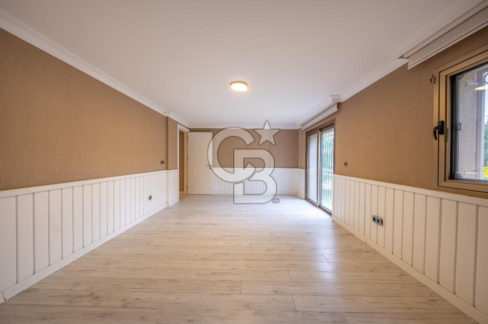 KAHRAMANDERE'DE SİTE İÇİNDE KİRALIK BAHÇELİ VİLLA