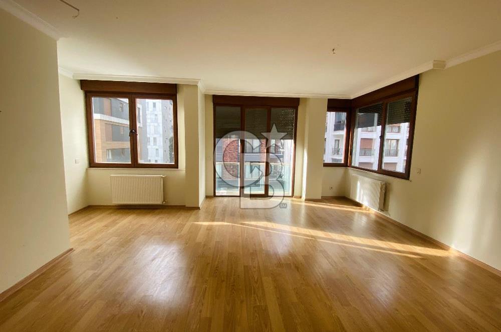 Erenköy Bağdat Cd yakını yeni binada geniş 2+1 