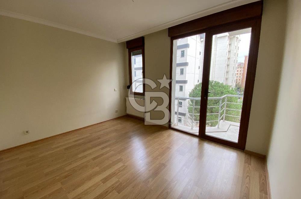 Erenköy Bağdat Cd yakını yeni binada geniş 2+1 