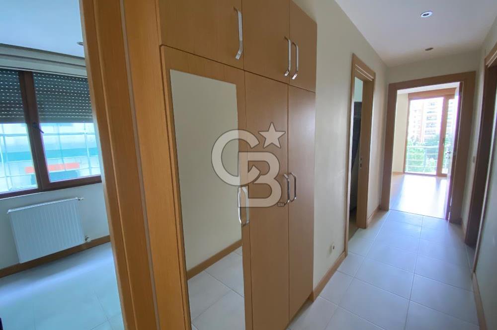 Erenköy Bağdat Cd yakını yeni binada geniş 2+1 