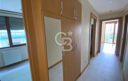 Erenköy Bağdat Cd yakını yeni binada geniş 2+1 