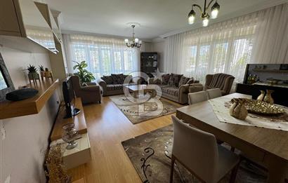 ÇANKAYA HİLAL'DE İYİ LOKASYONDA ÖNÜ AÇIK SATILIK 4+1 DAİRE