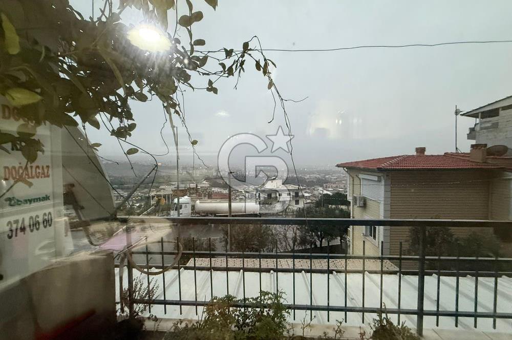 Bornova Merkeze Yakın, Manzaralı ve Ferah 3+1 Satılık Daire