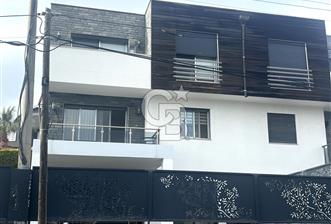 Sabah havuzunuzda güne başlayıp, akşamüstü kısa bir yürüyüşle Çeşme Marina’da kahvenizi yudumladığınızı hayal edin... - 9 - 331250