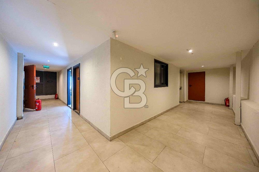 EMİNÖNÜ'NDE TAMAMEN YENİLENMİŞ 3662 M2 SATILIK EMSALSİZ HAN