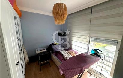 Sabah havuzunuzda güne başlayıp, akşamüstü kısa bir yürüyüşle Çeşme Marina’da kahvenizi yudumladığınızı hayal edin...