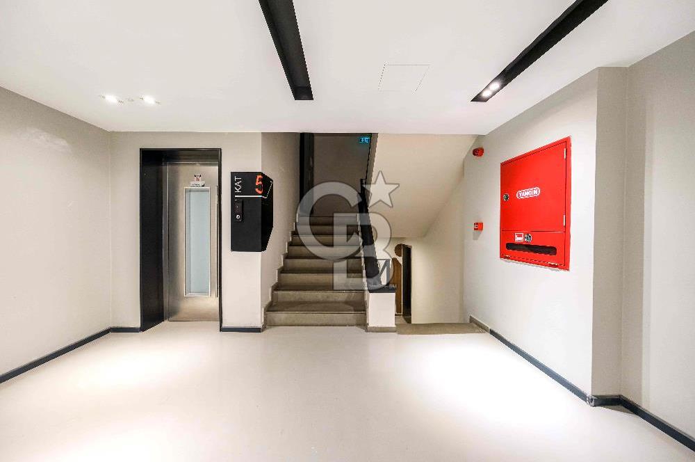 EMİNÖNÜ'NDE TAMAMEN YENİLENMİŞ 3662 M2 SATILIK EMSALSİZ HAN