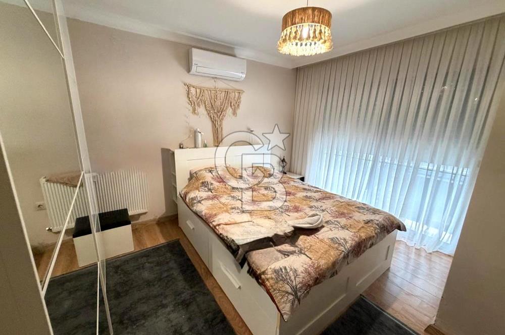 Sabah havuzunuzda güne başlayıp, akşamüstü kısa bir yürüyüşle Çeşme Marina’da kahvenizi yudumladığınızı hayal edin...