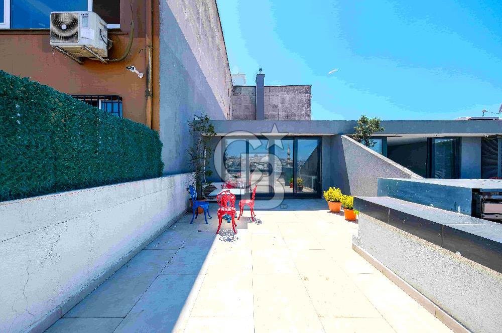 EMİNÖNÜ'NDE TAMAMEN YENİLENMİŞ 3662 M2 SATILIK EMSALSİZ HAN