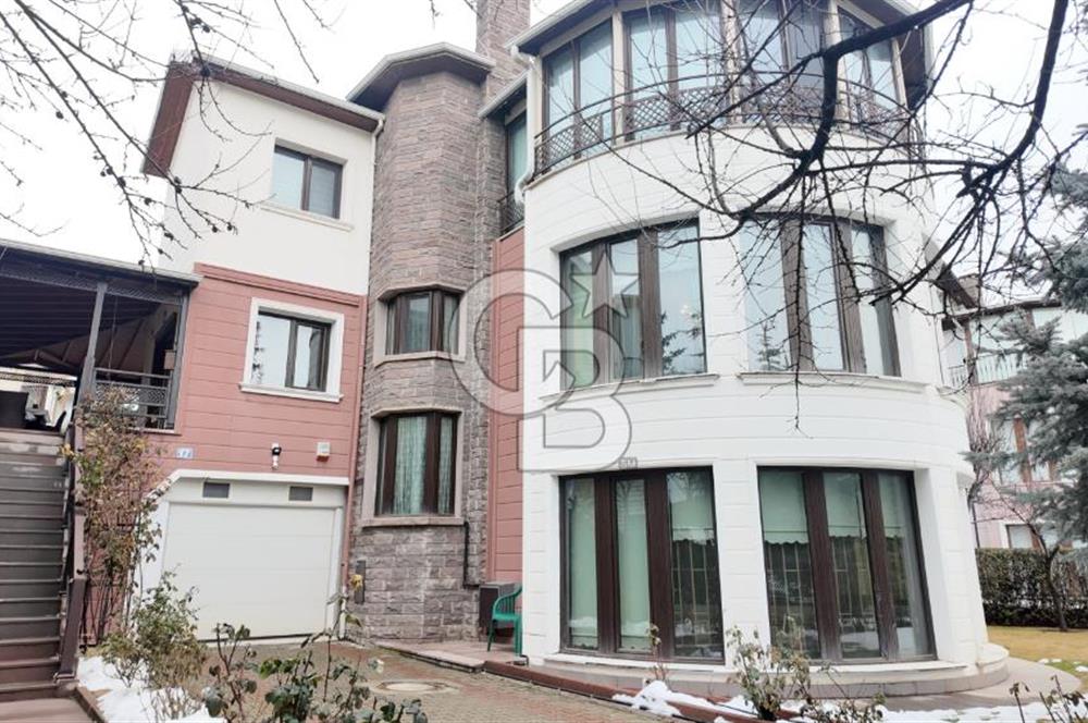 İNCEK’İN ZİRVESİNDE BİR MALİKANE SATILIK ATAKENT SİTESİ 5+2 VİLLA