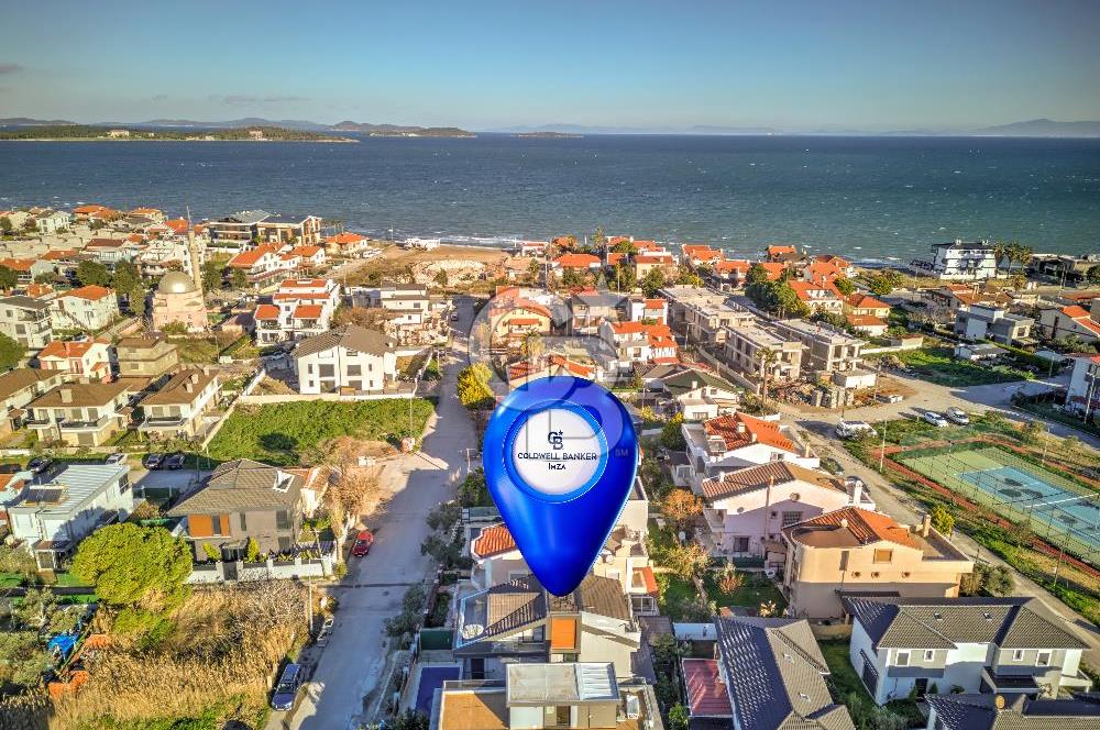 URLA ATATÜRK MAHALLESİNDE 5+1 MÜSTAKİL HAVUZLU TRİPLEKS VİLLA