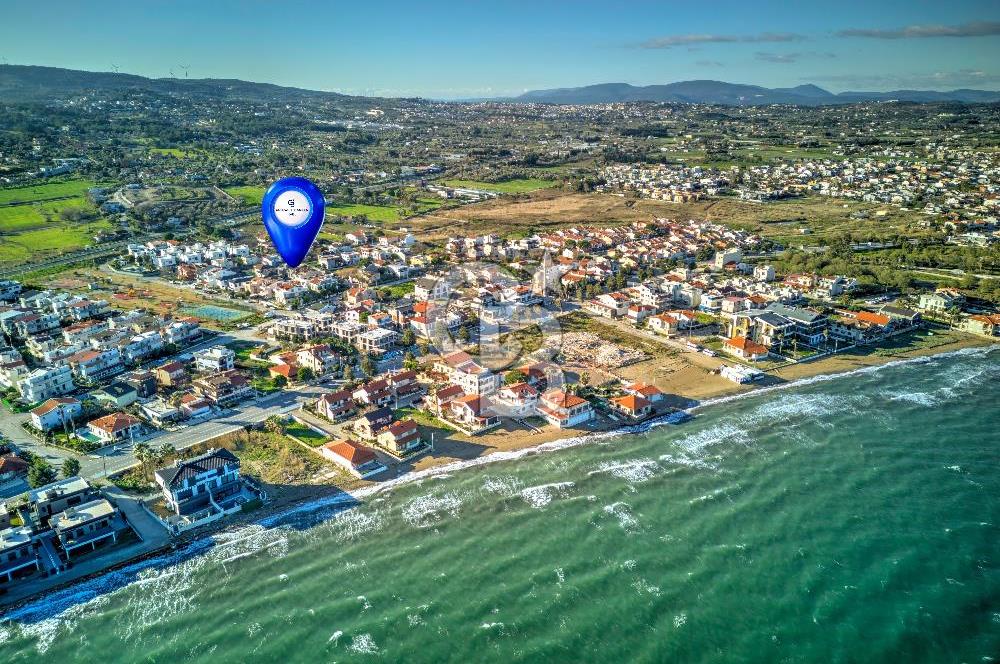 URLA ATATÜRK MAHALLESİNDE 5+1 MÜSTAKİL HAVUZLU TRİPLEKS VİLLA