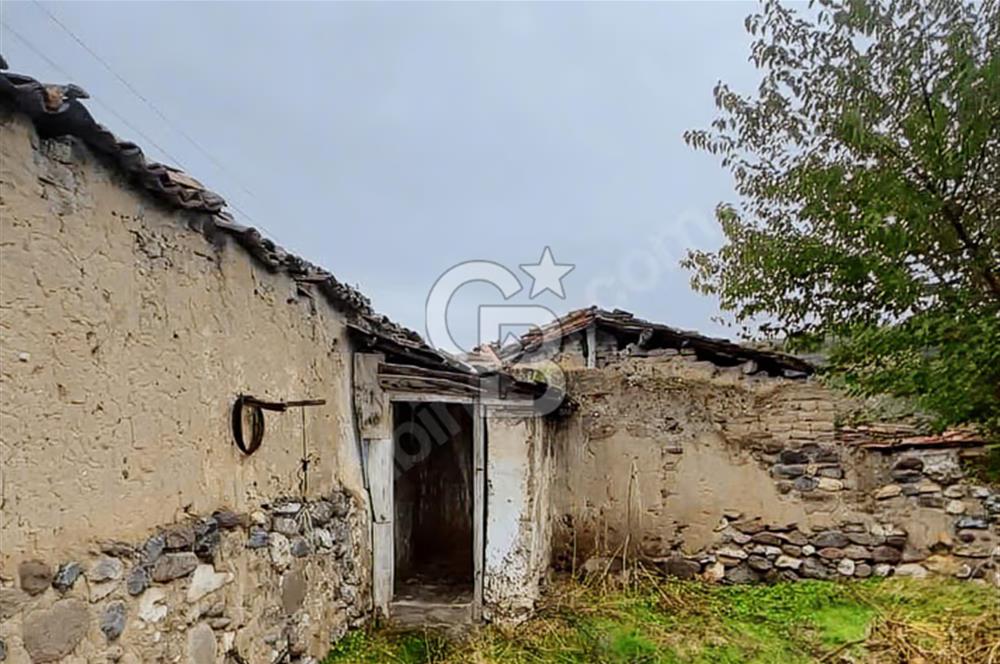 Kınık Yayakentte 535 m2 İmarlı Arsa