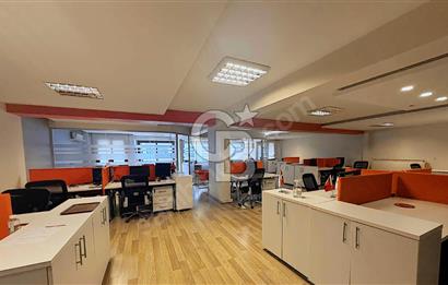 Alsancak İsmet Kaptan'da Cadde Üzeri Tam Kat Donanımlı Ofis