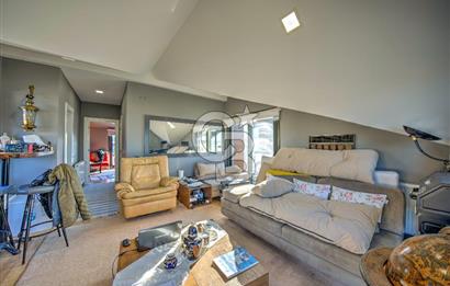 URLA ATATÜRK MAHALLESİNDE 5+1 MÜSTAKİL HAVUZLU TRİPLEKS VİLLA