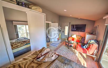 URLA ATATÜRK MAHALLESİNDE 5+1 MÜSTAKİL HAVUZLU TRİPLEKS VİLLA