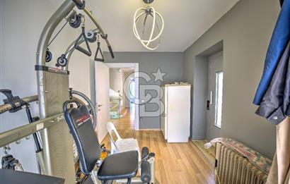 URLA ATATÜRK MAHALLESİNDE 5+1 MÜSTAKİL HAVUZLU TRİPLEKS VİLLA