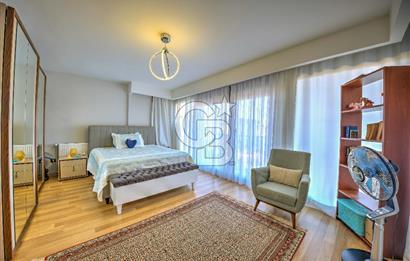 URLA ATATÜRK MAHALLESİNDE 5+1 MÜSTAKİL HAVUZLU TRİPLEKS VİLLA