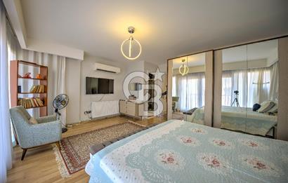 URLA ATATÜRK MAHALLESİNDE 5+1 MÜSTAKİL HAVUZLU TRİPLEKS VİLLA