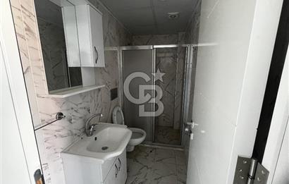 Akkonak Mahallesinde 6 Yaşında Asansörlü Dubleks Daire