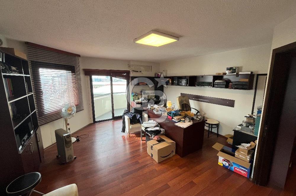 ALSANCAK BASMANE DE SATILIK OFİS DAİRE 
