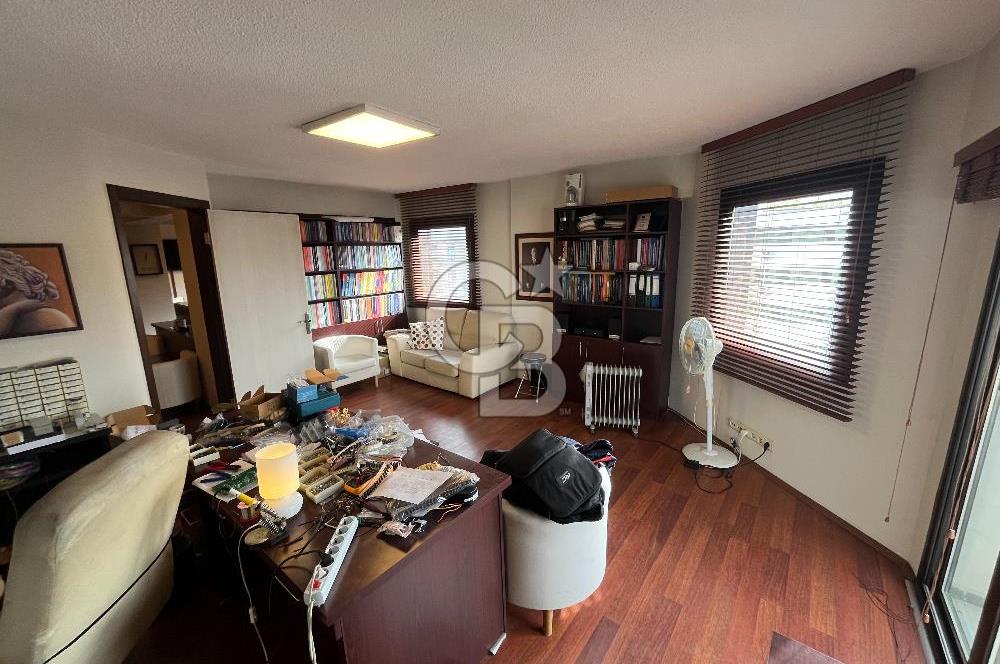 ALSANCAK BASMANE DE SATILIK OFİS DAİRE 