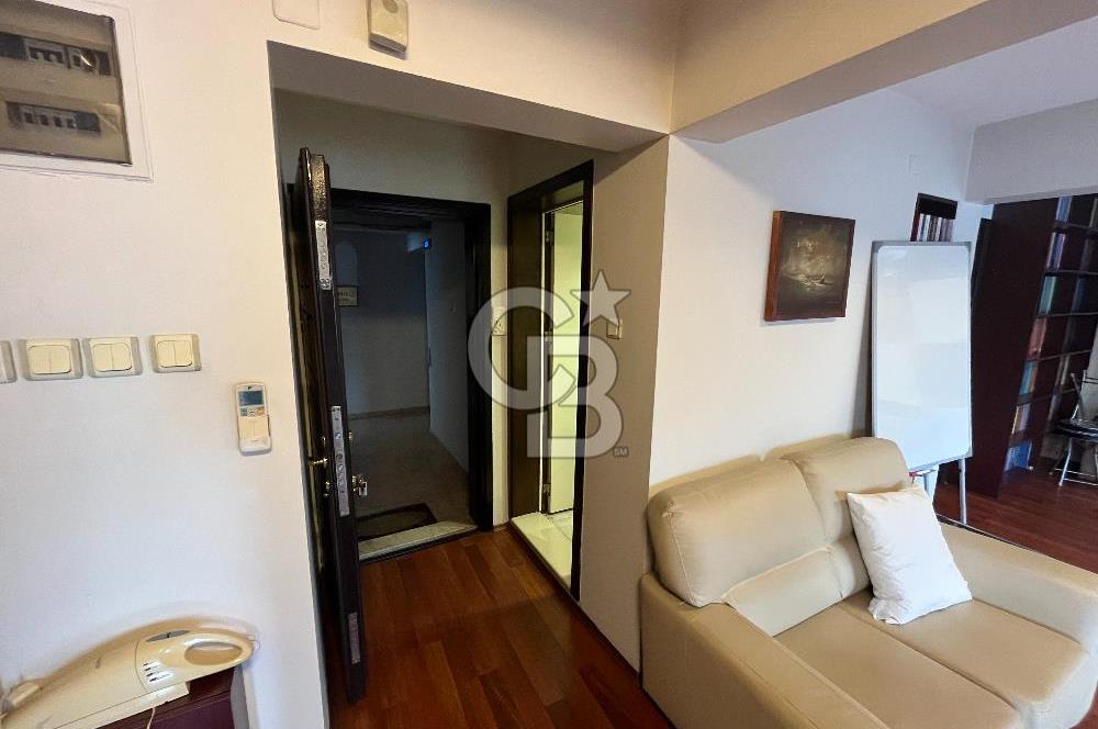 ALSANCAK BASMANE DE SATILIK OFİS DAİRE 