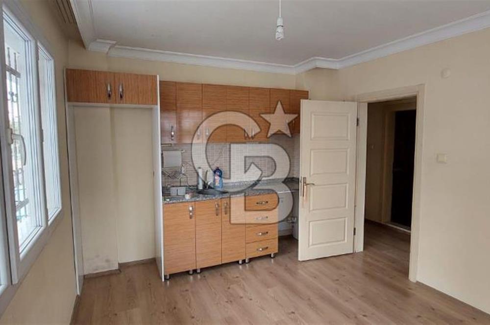 Bornova Mevlana’da Hem Yatırıma Hem Yaşama Uygun 1+1 Daire!