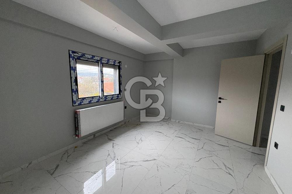 URLA MERKEZDE 1+1 DOĞALGAZLI GENİŞ SIFIR KİRALIK DAİRE