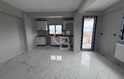 URLA MERKEZDE 1+1 DOĞALGAZLI GENİŞ SIFIR KİRALIK DAİRE