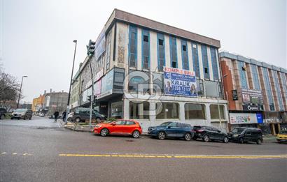 Ümraniye Modoko Yanında 3500m2 Ticari Komple Kiralık Bina