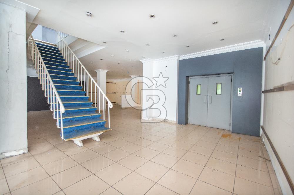 Ümraniye Modoko Yanında 3500m2 Ticari Komple Kiralık Bina