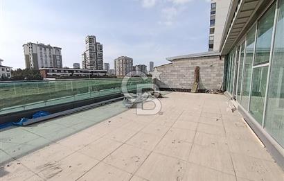 MEHMET RIFAT BÖREKÇİ CADDESİ'NDE İKİ KATLI KİRALIK DÜKKAN