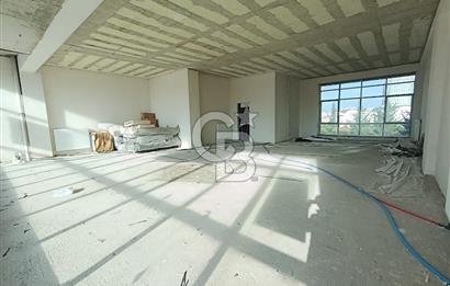 MEHMET RIFAT BÖREKÇİ CADDESİ'NDE İKİ KATLI KİRALIK DÜKKAN