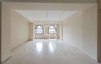 Konak Gazi Bulvarı Mimar Kemalettin Yakını Kiralık Ofis İşyeri