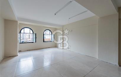 Konak Gazi Bulvarı Mimar Kemalettin Yakını Kiralık Ofis İşyeri