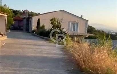 HENDEK DEREKÖY YOLA 155 M CEPHE İÇİNDE EV OLAN 0.40 KONUT İMARLI