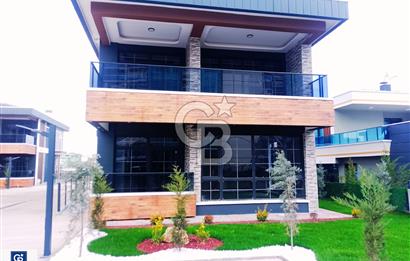 BAĞLICA DA MODERN KONFORLU VE HUZURLU BİR YAŞAM ALANI 5+1 VİLLA