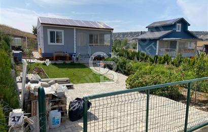 Şehir Merkezine 15 Km Göl manzaralı 35 m² Evli Hobi Bahçesi