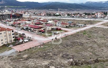 HONAZ KOCABAŞTA KONUT İMARLI PARSELLER TOKİ VE ANA BULVAR YAKINI