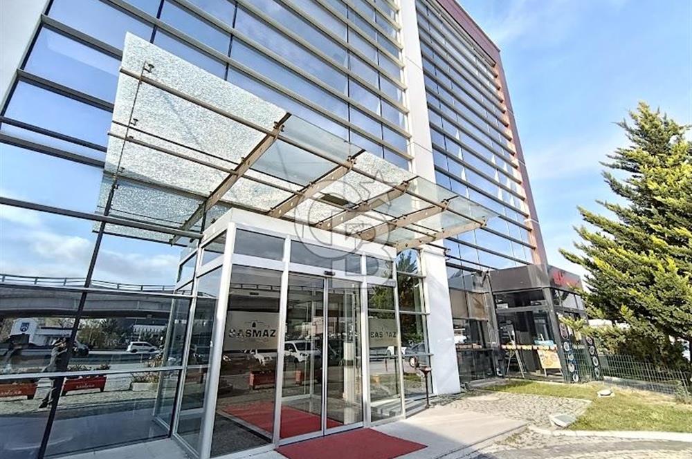 ŞAŞMAZ BULVARINDA CADDE CEPHELİ MÜKEMMEL LOKASYONDA OFİS