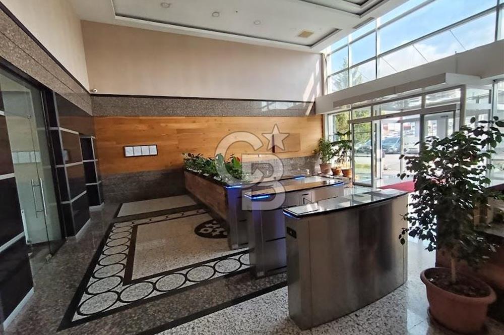 ŞAŞMAZ BULVARINDA CADDE CEPHELİ MÜKEMMEL LOKASYONDA OFİS