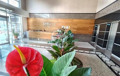 ŞAŞMAZ BULVARINDA CADDE CEPHELİ MÜKEMMEL LOKASYONDA OFİS