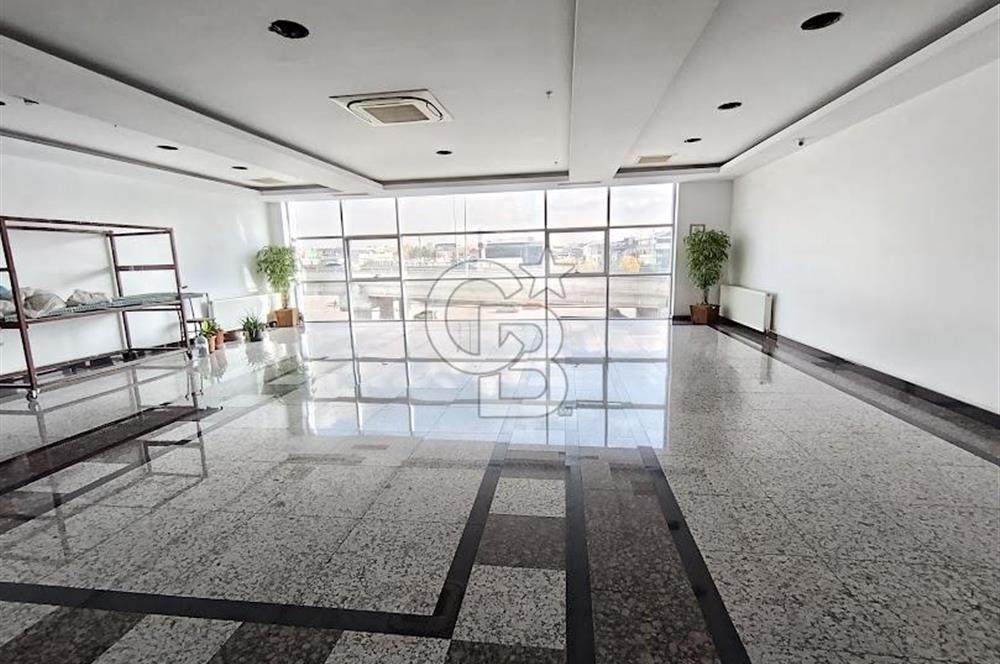 ŞAŞMAZ BULVARINDA CADDE CEPHELİ MÜKEMMEL LOKASYONDA OFİS