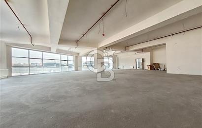 ŞAŞMAZ MERKEZDE CADDE ÜZERİNDE ŞEREFİYELİ 3 CEPHELİ KATTA OFİS